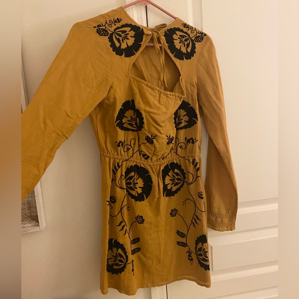 Revolve Tularosa Keeylan Embroidered Dress Size S